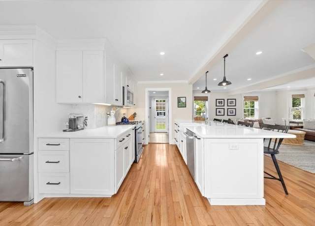 Property at 22 High St, Hingham, MA 02043, 3 beds, 2 baths