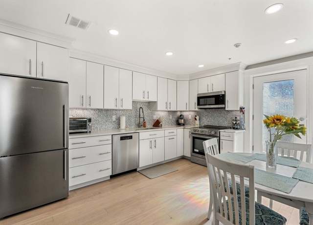 Property at 600 Shirley St #16, Winthrop, MA 02152, 2 beds, 2 baths