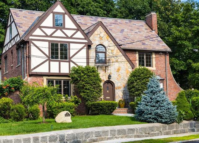 Property at 421 Waverley Ave, Newton, MA 02458, 5 beds, 5.5 baths