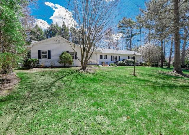 Property at 23 Holly Ln, Mattapoisett, MA 02739, 3 beds, 2 baths