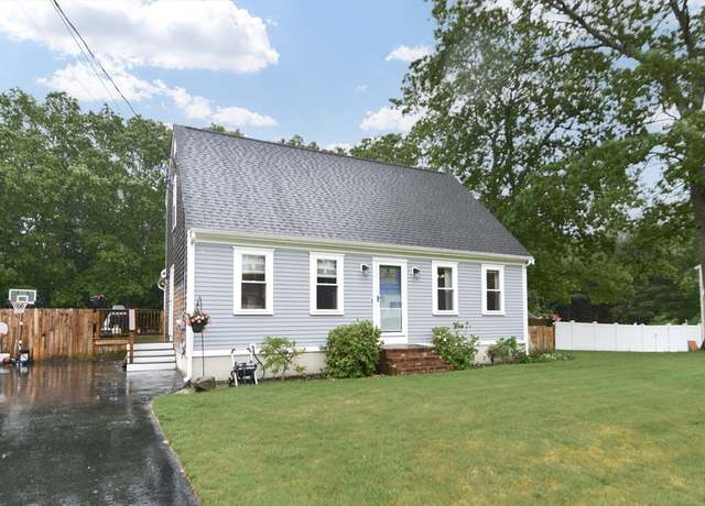 Property at 85 Alicia Dr, Taunton, MA 02780, 3 beds, 2 baths