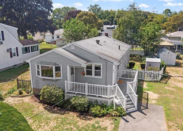 Property at 43 Bickford St, Lynn, MA 01904, 2 beds, 1.5 baths