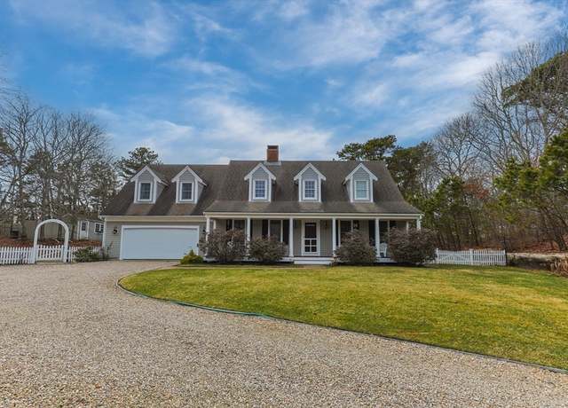 Property at 275 West Yarmouth Rd, Yarmouth, MA 02664, 4 beds, 3.5 baths