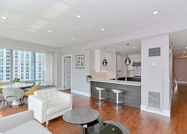 Property at 2 Avery St Unit 20H, Boston, MA 02111, 2 beds, 2.5 baths