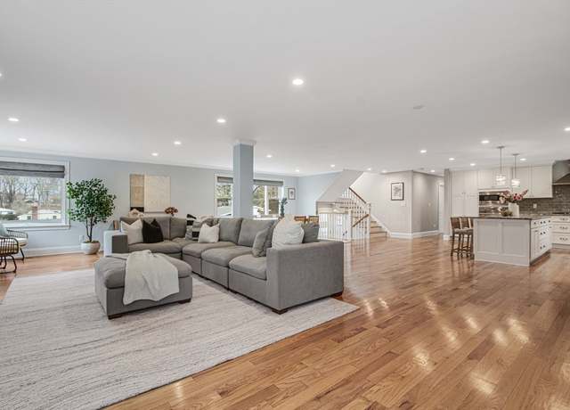 Property at 5 Squire Rd, Winchester, MA 01890, 6 beds, 3.5 baths