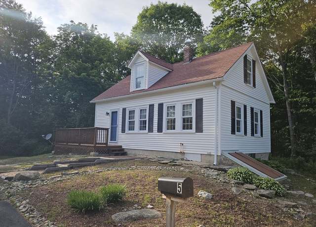 Property at 5 Old Thompson Rd, Webster, MA 01570, 2 beds, 1 bath