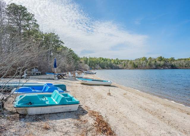 Property at 15 Great Hill Rd, Sandwich, MA 02563, 3 beds, 4 baths