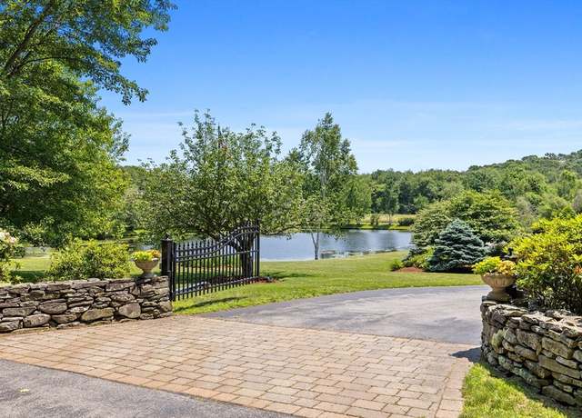 Property at 52 Pineswamp Rd, Ipswich, MA 01938, 5 beds, 4.5 baths