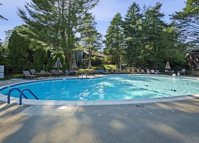Property at 51 Tamarack Ln #51, Peabody, MA 01960, 2 beds, 1.5 baths
