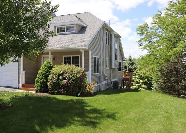Property at 87 Willow Ln #87, Plainville, MA 02762, 2 beds, 2.5 baths