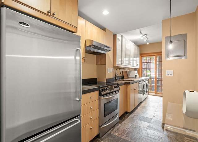 Property at 15 Concord Sq Unit 1A, Boston, MA 02118, 1 bed, 1 bath