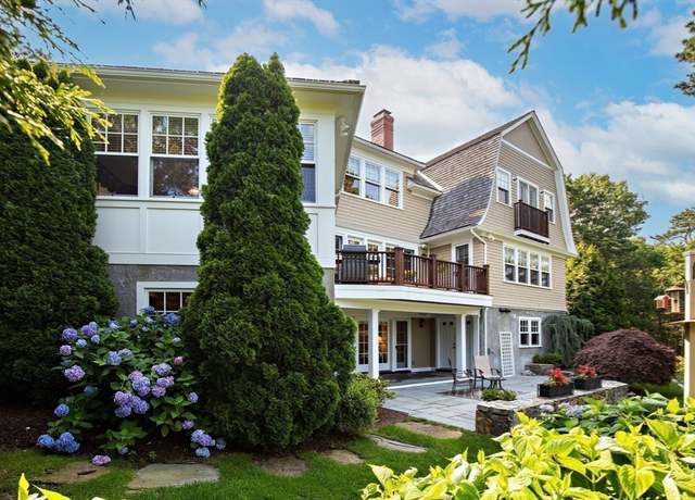 Property at 12 Stones Throw, Plymouth, MA 02360, 3 beds, 4.5 baths