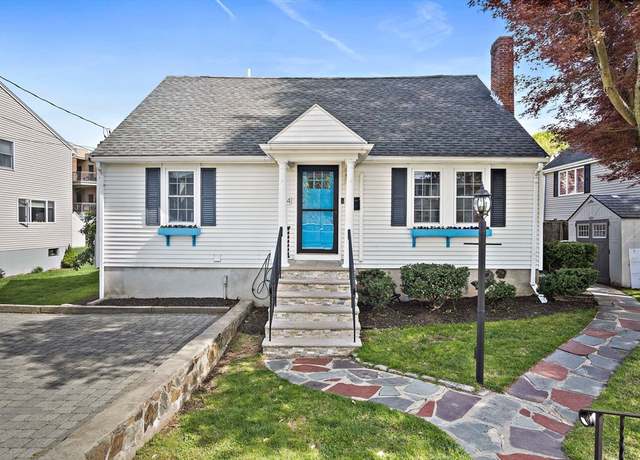 Property at 14 Caulfield Rd, Woburn, MA 01801, 4 beds, 3 baths