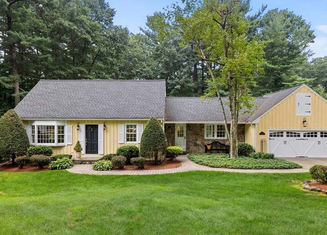 Property at 10 Granada Way, Andover, MA 01810, 4 beds, 2.5 baths