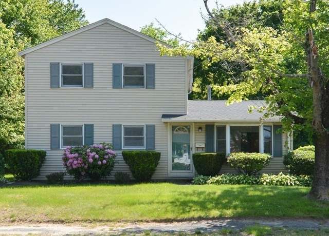 Property at 248 Levin Rd, Rockland, MA 02370, 3 beds, 2 baths
