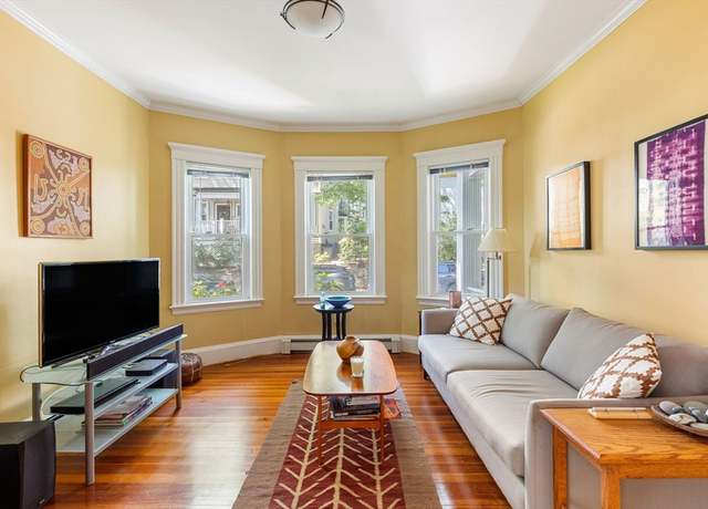 Property at 89 Carolina Ave #1, Boston, MA 02130, 2 beds, 1 bath