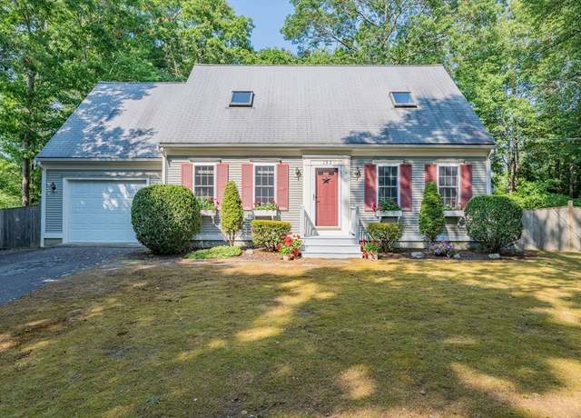 Property at 192 Simons Narrows Rd, Mashpee, MA 02649, 3 beds, 2 baths