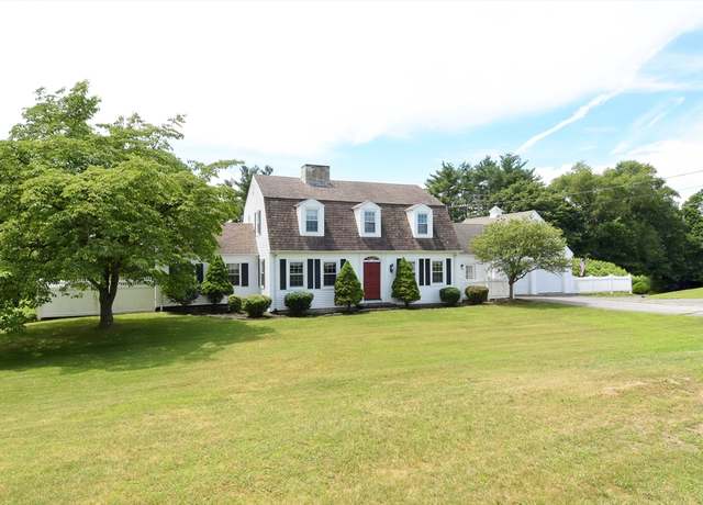 Property at 51 Fiske Hill Rd, Sturbridge, MA 01566, 4 beds, 2 baths