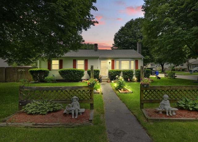 Property at 15 Entrybrook Dr, Springfield, MA 01108, 3 beds, 1 bath