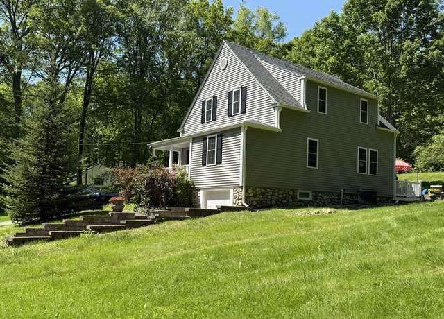 Property at 634 Oxford St S, Auburn, MA 01501, 3 beds, 2.5 baths