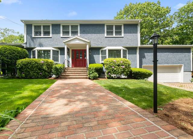 Property at 24-29 Flume Rd, Gloucester, MA 01930, 3 beds, 2.5 baths