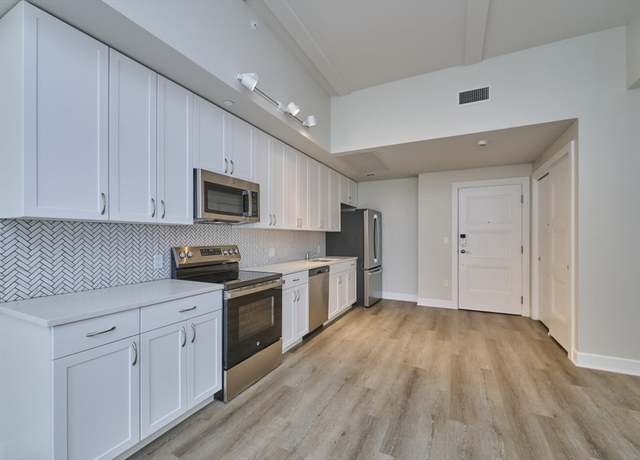 Property at 133 Salem Unit U412, Revere, MA 02151, 1 bed, 1 bath