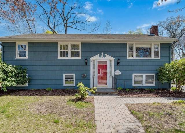 Property at 4 Del Prete Dr, Hingham, MA 02043, 3 beds, 2 baths