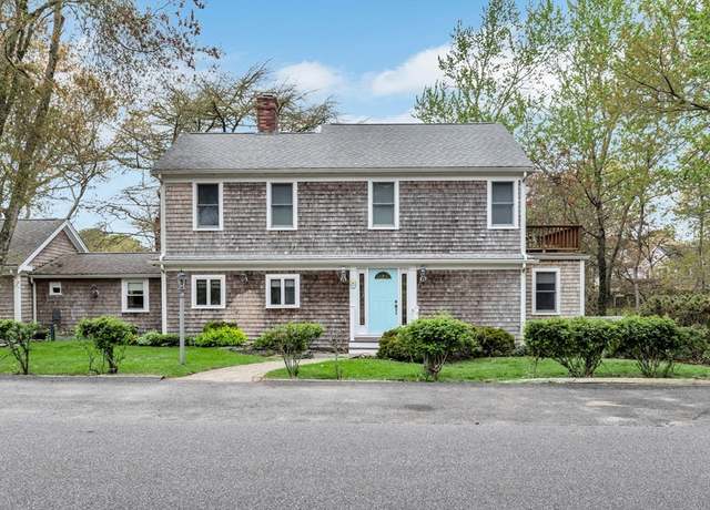 Property at 107 Wimbledon Dr, Yarmouth, MA 02673, 3 beds, 2 baths