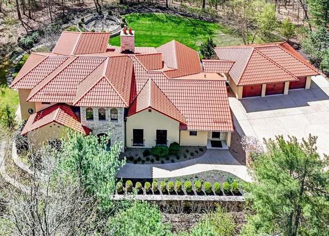Property at 5 Kassiotis Ln, Middleton, MA 01949, 4 beds, 3 baths