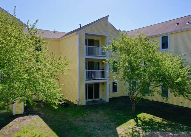 Property at 5 Marc Dr Unit 5B-2, Plymouth, MA 02360, 1 bed, 1.5 baths