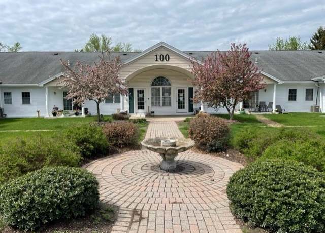 Property at 100 Lawrence St #18, Haverhill, MA 01830, 2 beds, 1 bath