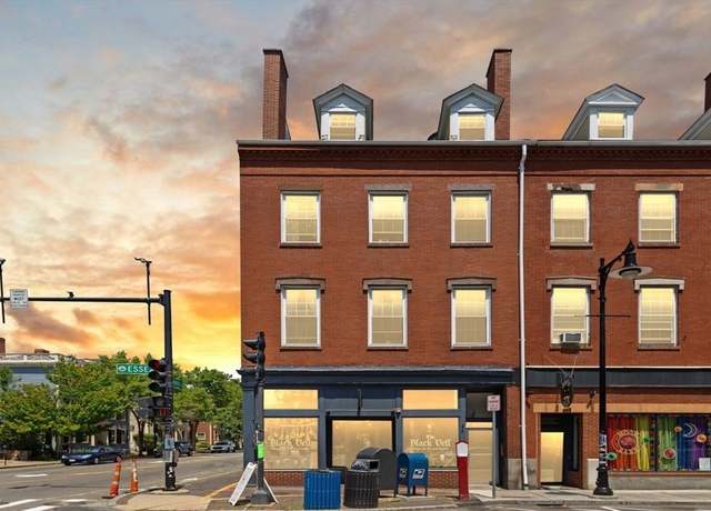 Property at 304 Essex St #1, Salem, MA 01970, 2 beds, 2 baths