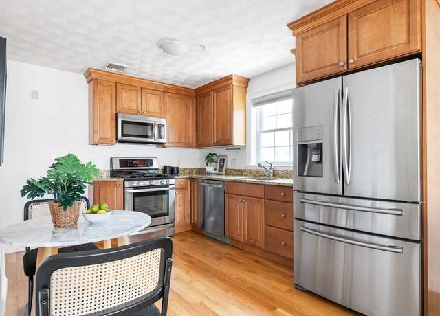 Property at 25 Cross St #4, Somerville, MA 02145, 1 bed, 1 bath