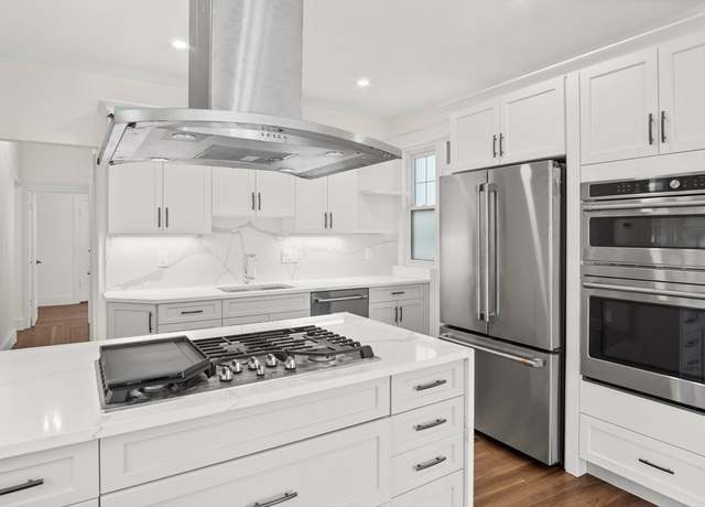 Property at 37 Englewood Ave #3, Brookline, MA 02445, 3 beds, 3 baths
