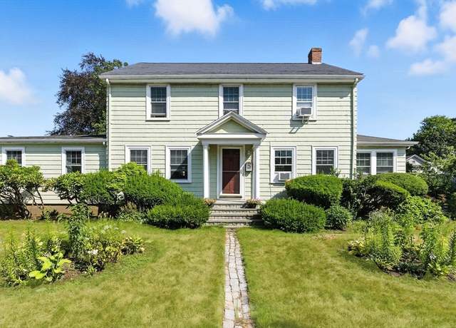 Property at 234 Pleasant St, Marblehead, MA 01945, 5 beds, 2.5 baths