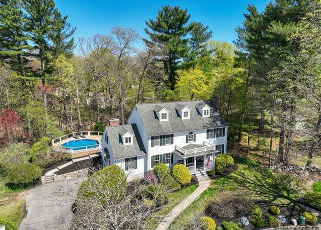 Property at 7 Briarwood Ln, Middleton, MA 01949, 4 beds, 2.5 baths