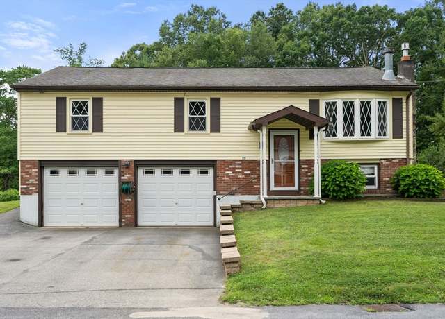 Property at 35 Nancy Dr, Webster, MA 01570, 3 beds, 1.5 baths