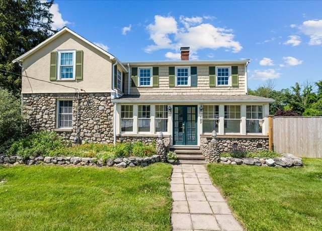 Property at 127 Main St, Norwell, MA 02061, 4 beds, 2 baths