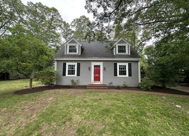 Property at 73 Allen Ave, Attleboro, MA 02703, 3 beds, 1 bath