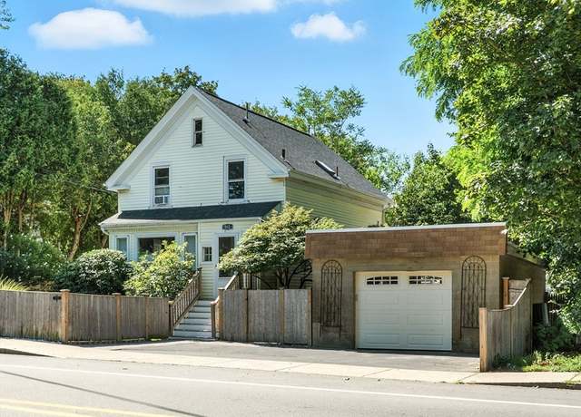 Property at 512 Elliott St, Beverly, MA 01915, 3 beds, 1.5 baths