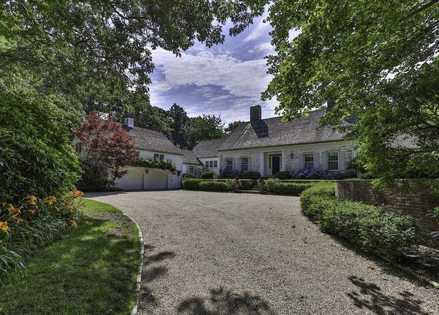 Property at 245 North Bay Rd, Barnstable, MA 02655, 5 beds, 5.5 baths
