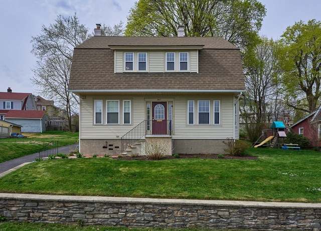Property at 3 Whitten St, Worcester, MA 01605, 3 beds, 2 baths