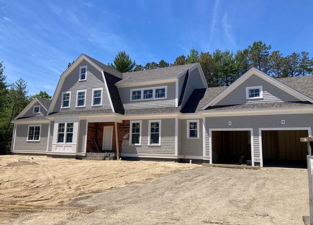 Property at 6 Willow Cir, Mashpee, MA 02649, 4 beds, 4.5 baths