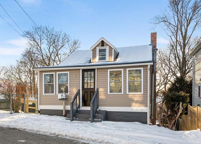 Property at 45 Weymouth St, Quincy, MA 02169, 3 beds, 1.5 baths