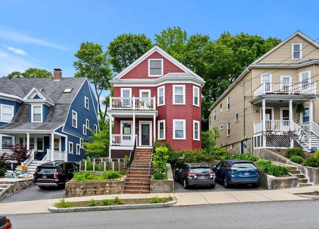 Property at 38 Tanager St #1, Arlington, MA 02476, 2 beds, 1 bath