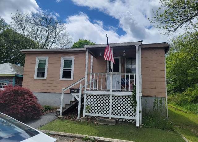 Property at 73 Gifford Ave, Dartmouth, MA 02747, 2 beds, 1 bath