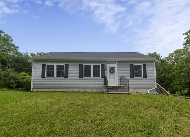 Property at 5 Whiffletree Cir, Sandwich, MA 02563, 2 beds, 3 baths