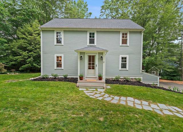 Property at 4 Captain Vinal Way, Norwell, MA 02061, 4 beds, 2 baths