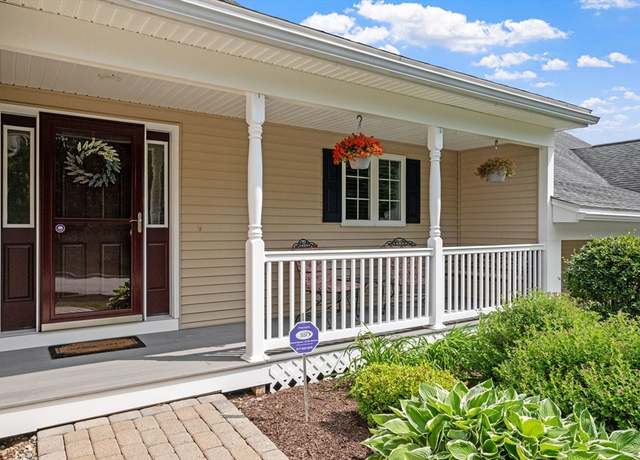 Property at 31 Shaker Hill Rd, Hooksett, NH 03106, 2 beds, 2 baths