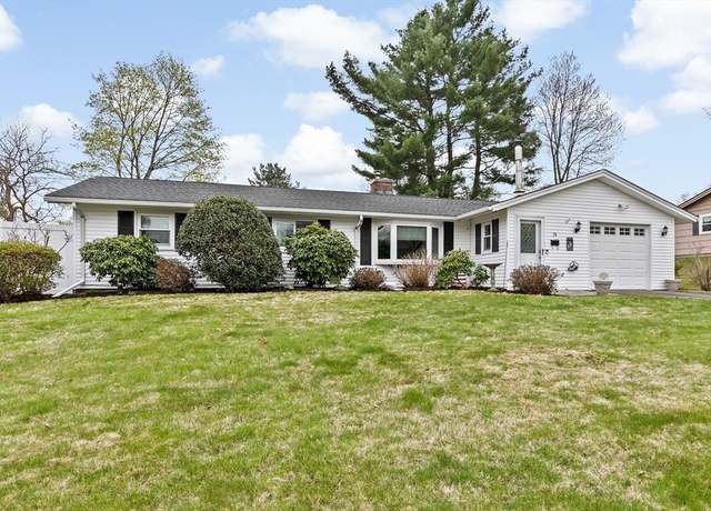 Property at 28 Paxton Rd, Framingham, MA 01701, 3 beds, 1 bath